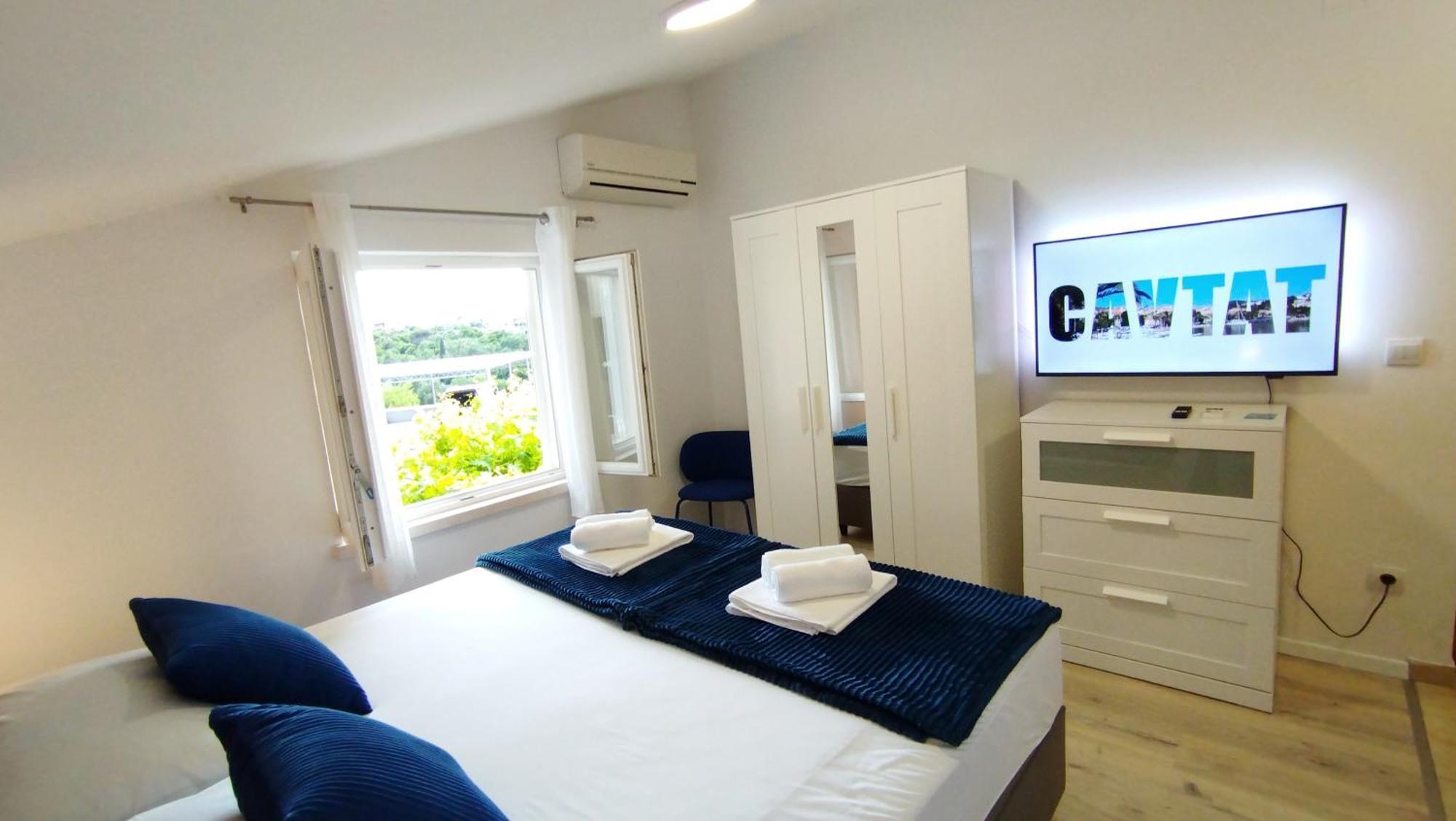Apartments Ines 챠브타트 외부 사진